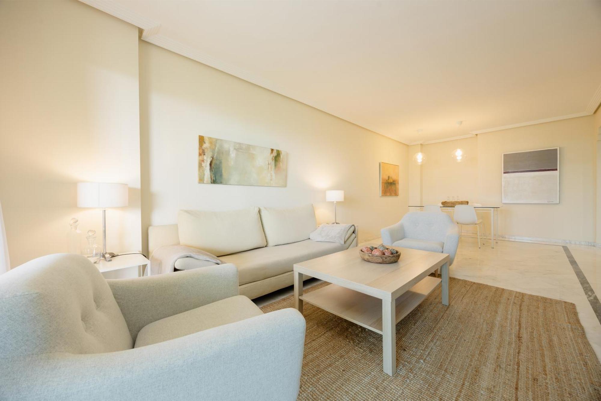 Coastal Apartment, With Swimming Pools And Close To The Beach, In The Tourist Bahia De * Marbella