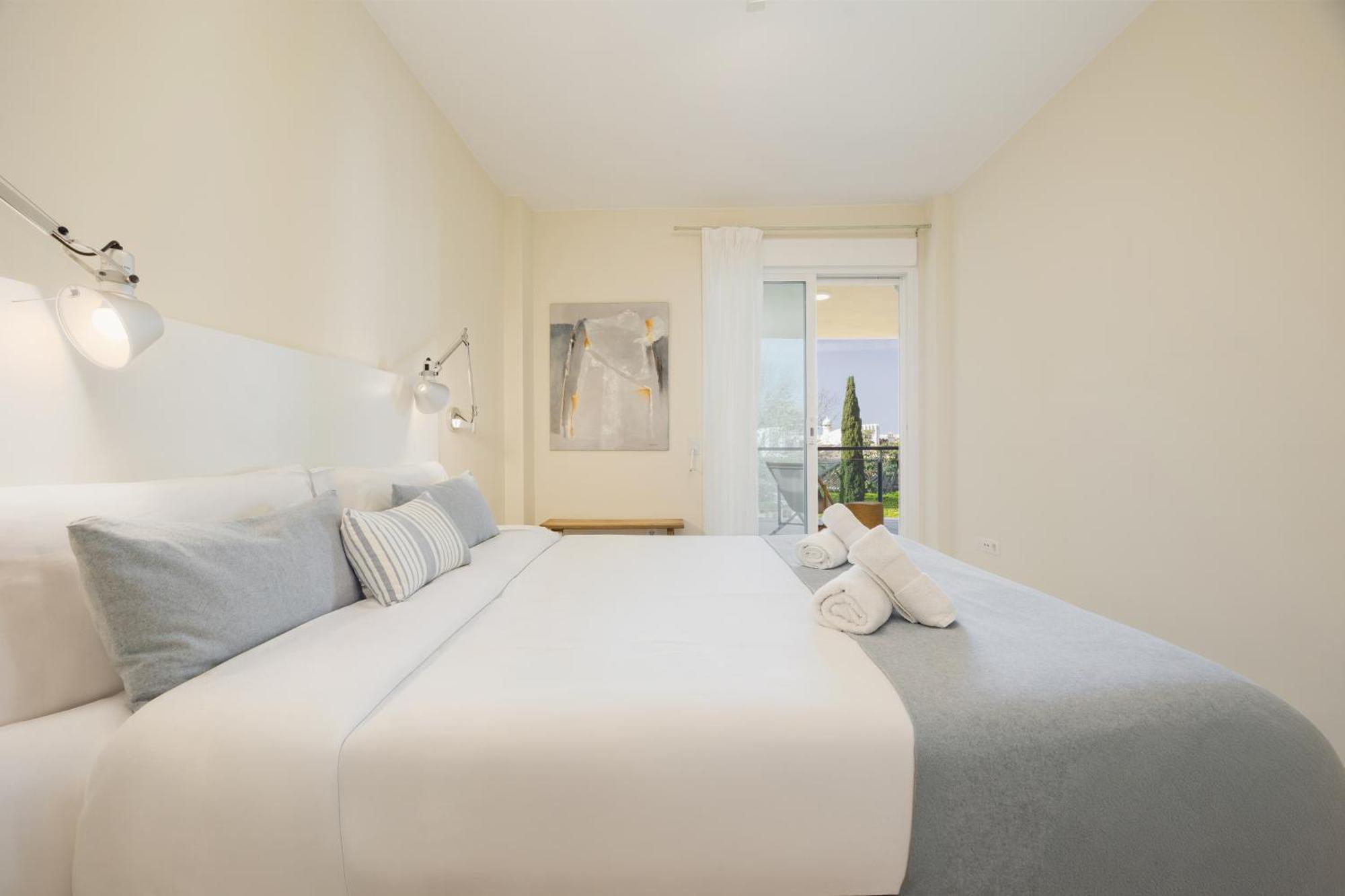 Coastal Apartment, With Swimming Pools And Close To The Beach, In The Tourist Bahia De * Marbella