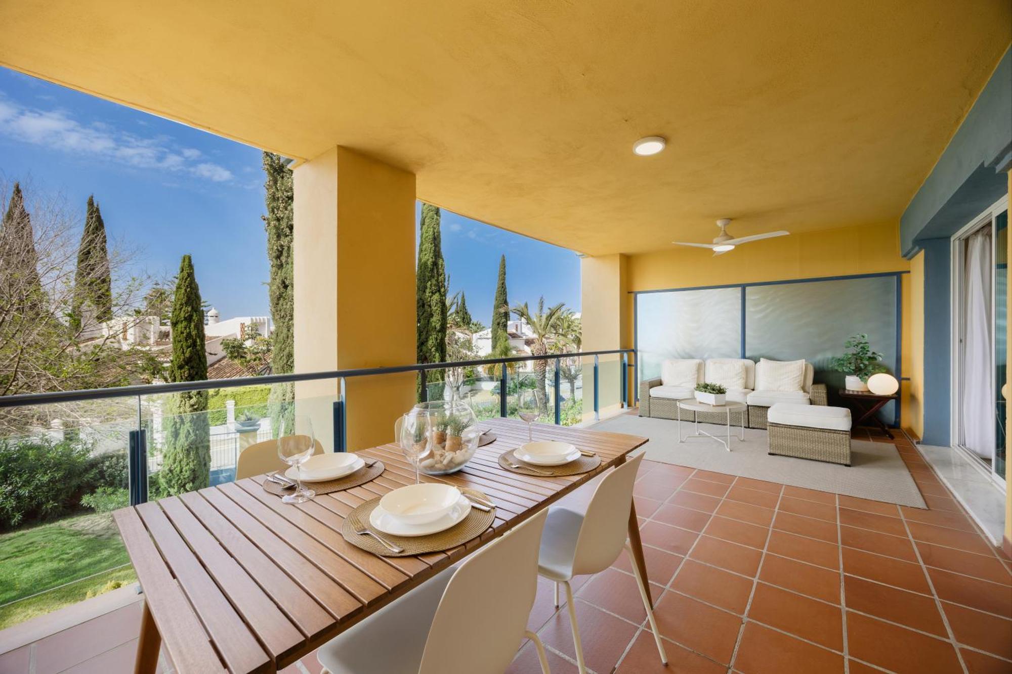 Apartment Coastal Apartment, With Swimming Pools And Close To The Beach, In The Tourist Bahia De Marbella