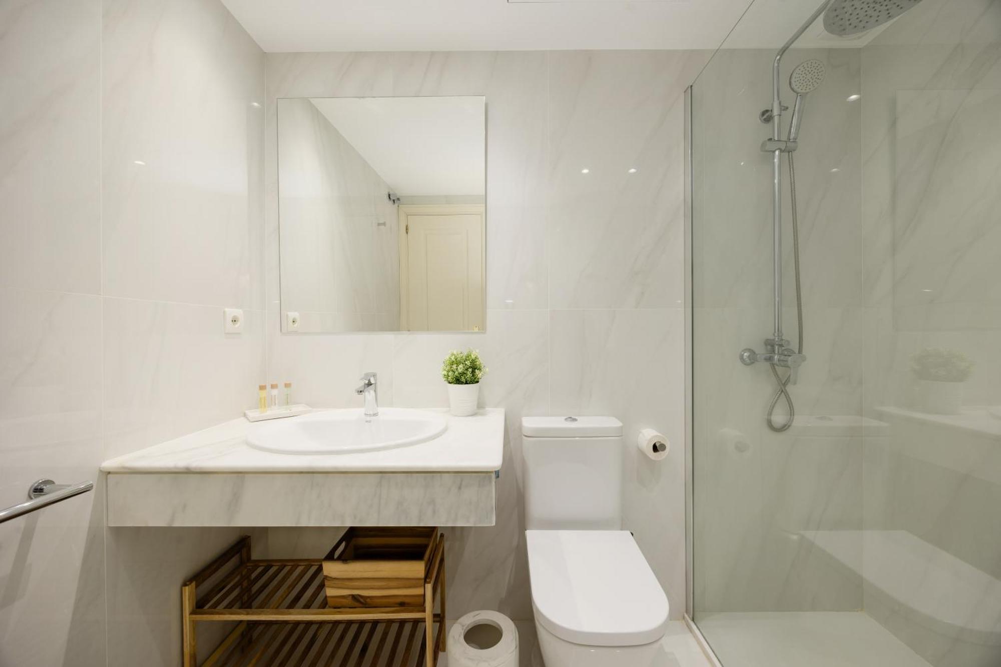 Apartment Coastal Apartment, With Swimming Pools And Close To The Beach, In The Tourist Bahia De *