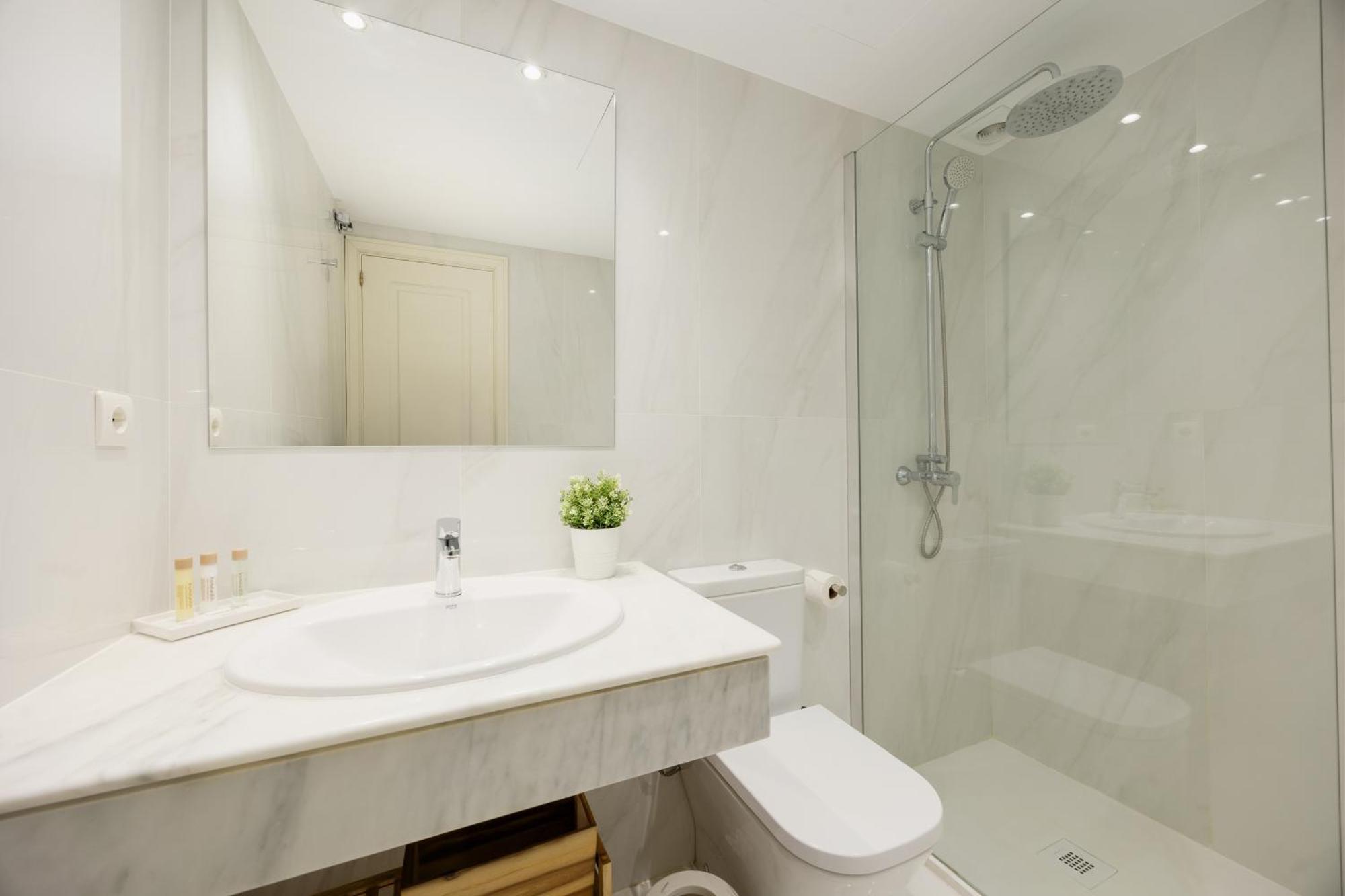 Coastal Apartment, With Swimming Pools And Close To The Beach, In The Tourist Bahia De